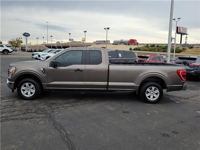 2022 Ford F-150 XLT photo 2