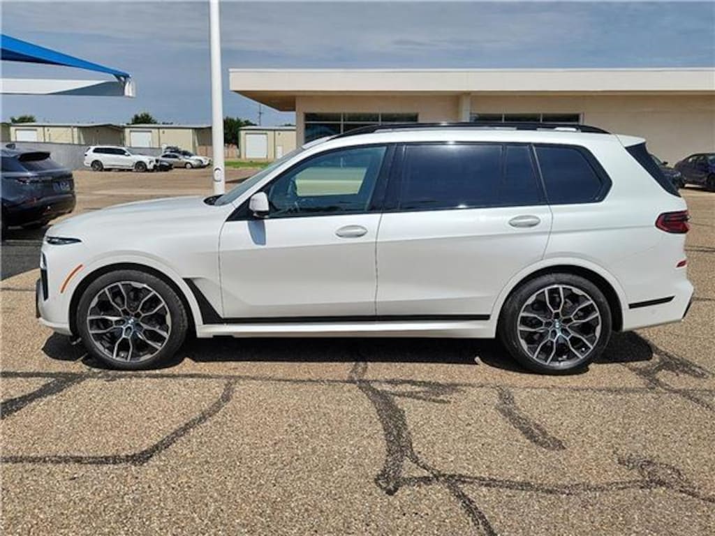 Used 2023 BMW X7 xDrive40i All-Wheel Drive Sports Activity Vehicle