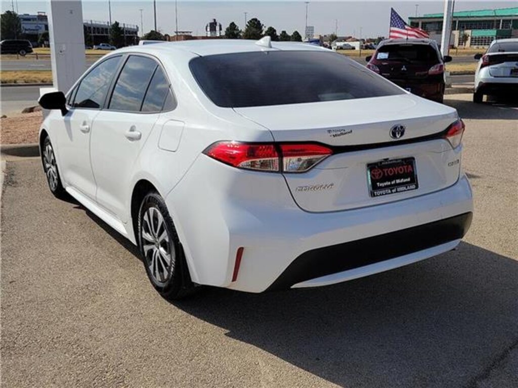 Used 2022 Toyota Corolla Hybrid LE