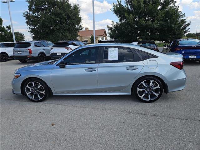 2025 Honda Civic Hybrid Sport Touring photo 2