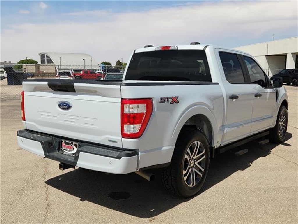 Used 2021 Ford F-150 XL 4x2 SuperCrew Cab Styleside 5.5 ft. box 145 in.