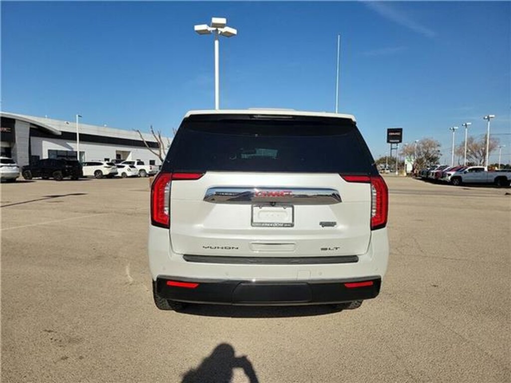 Used 2023 GMC Yukon SLT 4x2