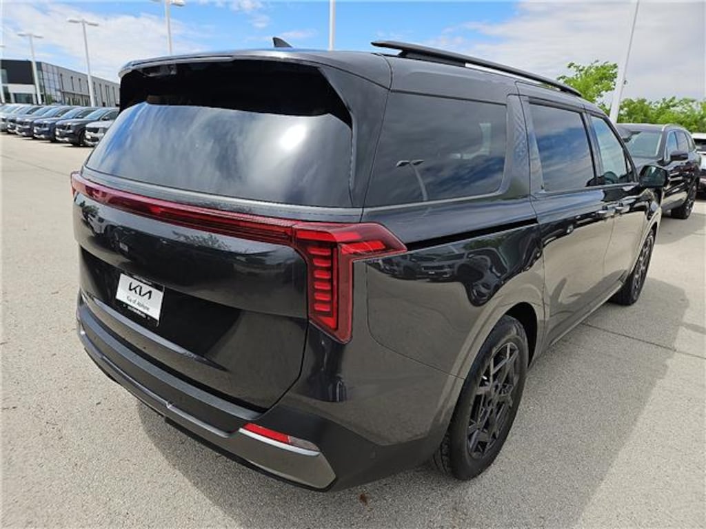 Used 2025 KIA Carnival SX Prestige Passenger Van