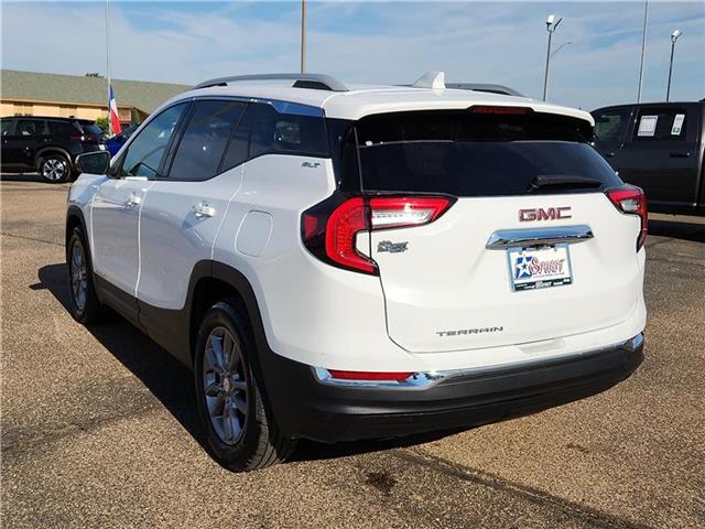 2024 Gmc Terrain SLT photo 3