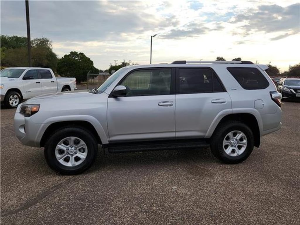 Used 2024 Toyota 4Runner SR5 4x4