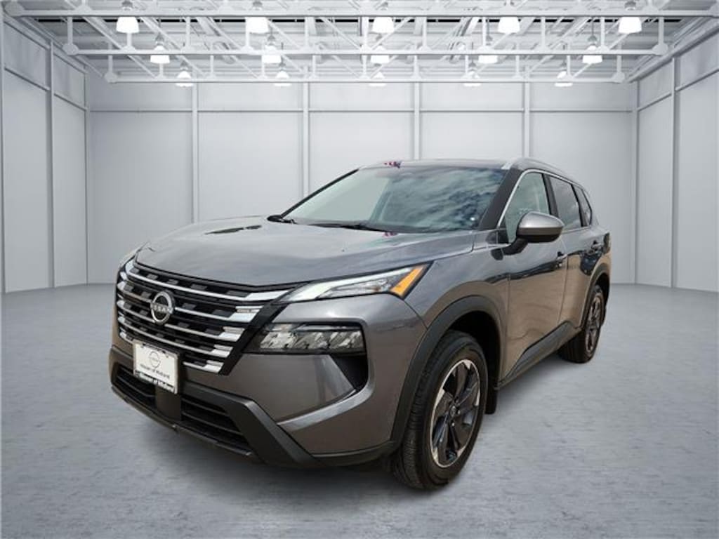 Used 2026 Nissan Rogue SV Front-Wheel Drive