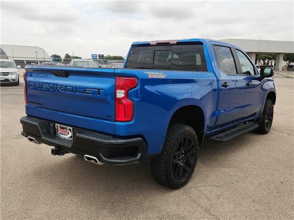 Used 2022 Chevrolet Silverado 1500 LT Trail Boss 4x4 Crew Cab 5.75 ft. box 147.4 in.