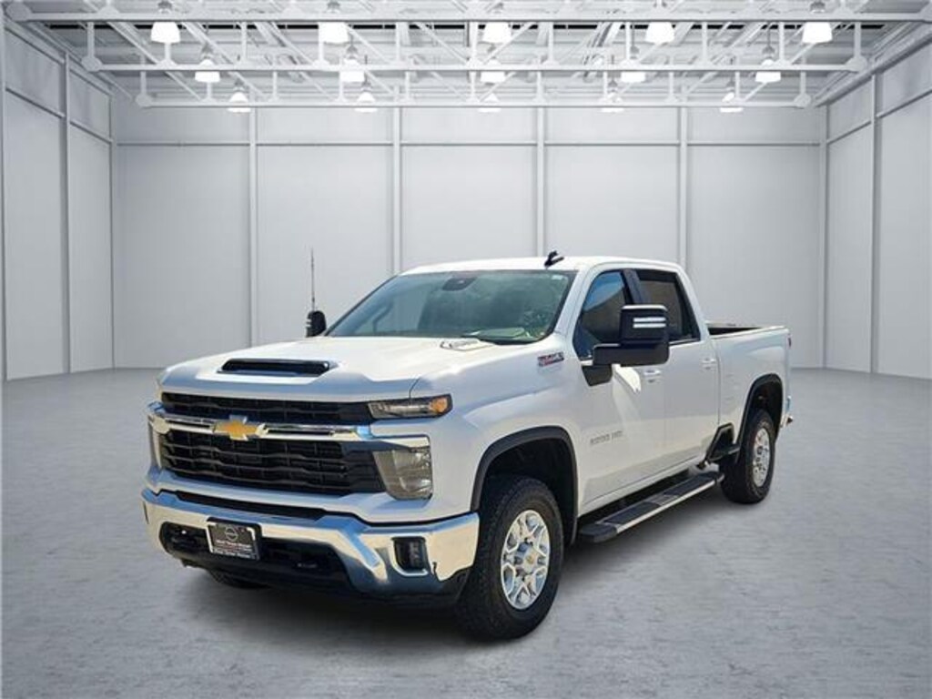 Used 2024 Chevrolet Silverado 2500HD LT 4x4 Crew Cab 6.75 ft. box 159 in. WB