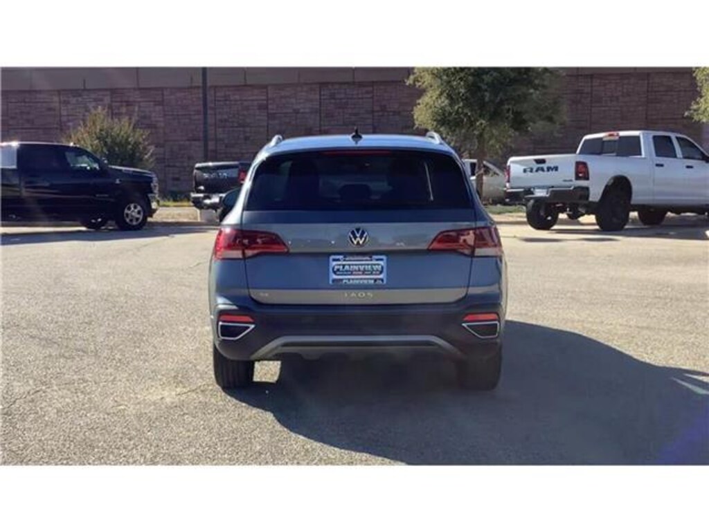 Used 2024 Volkswagen Taos 1.5T SE Front-Wheel Drive