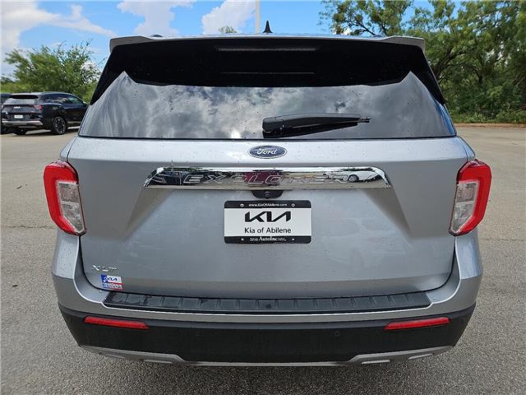 Used 2022 Ford Explorer XLT 4x2