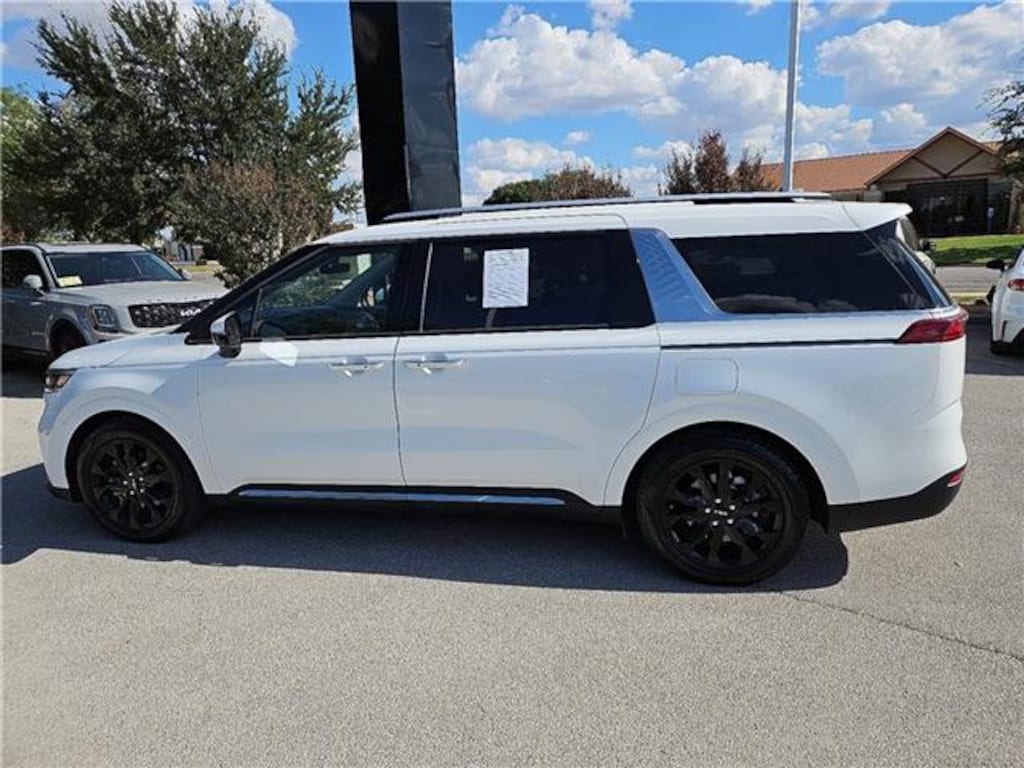 Used 2024 KIA Carnival SX Passenger Van