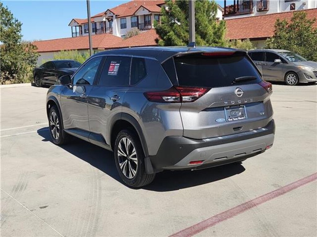 Used 2023 Nissan Rogue SV