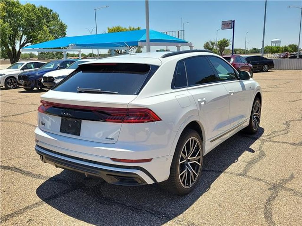 Used 2022 Audi Q8