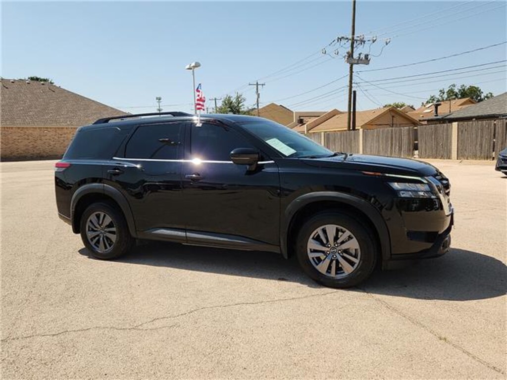 Used 2024 Nissan Pathfinder SV (A9) Front-Wheel Drive