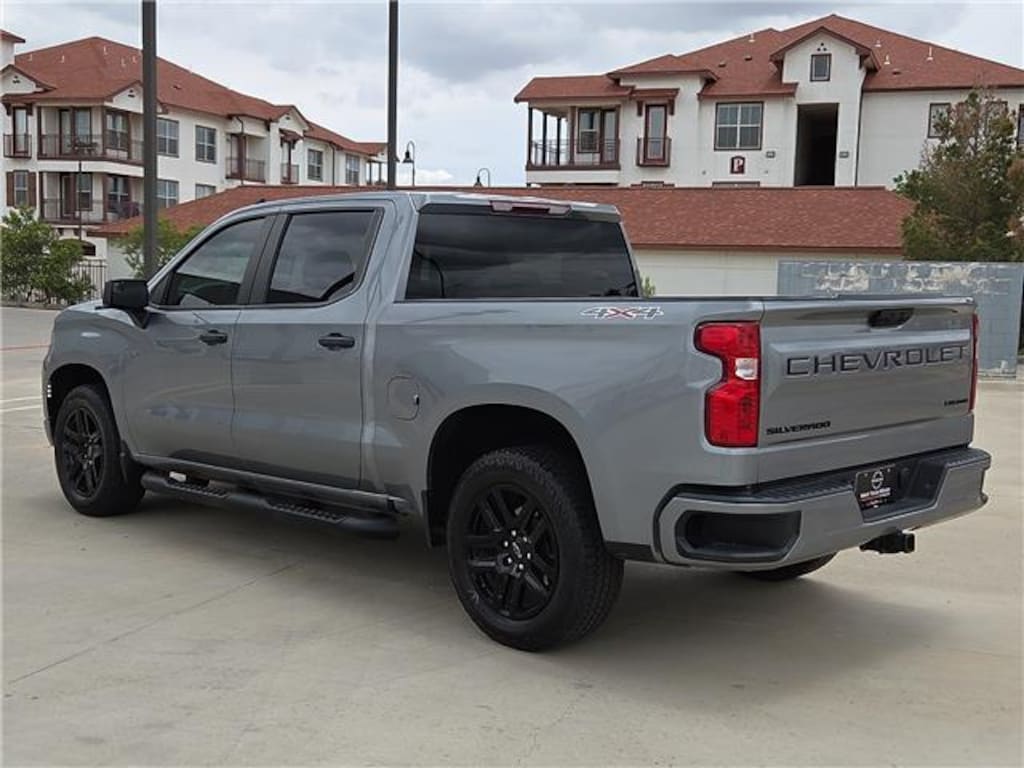 Used 2024 Chevrolet Silverado 1500 Custom 4x4 Crew Cab 5.75 ft. box 147.4 in. WB