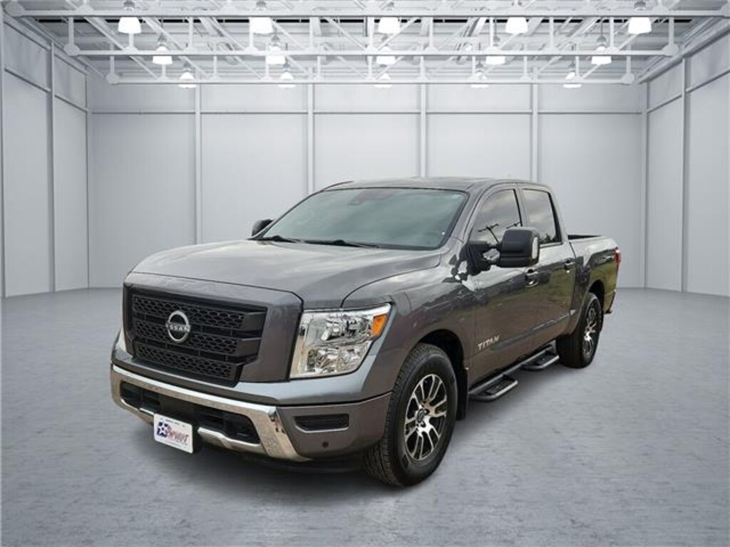 Used 2024 Nissan Titan SV (A9) 4x2 Crew Cab 5.5 ft. box 139.8 in. WB