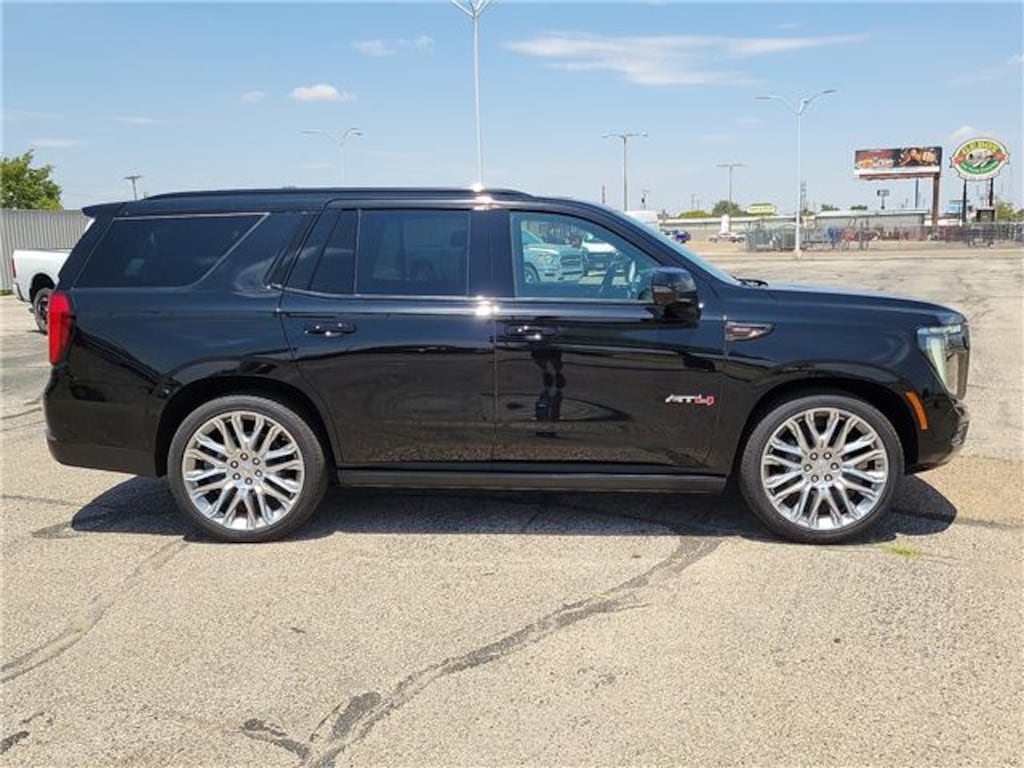 Used 2025 GMC Yukon AT4 Ultimate 4x4