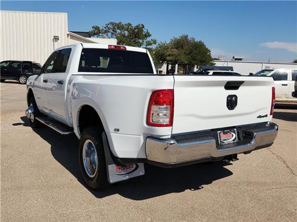 Used 2024 RAM 3500 Big Horn 4x4 Crew Cab 8 ft. box 169.5 in. WB