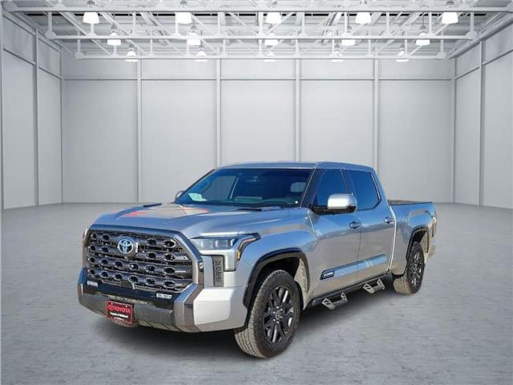 Used 2023 Toyota Tundra Hybrid Platinum (A10) 4x4 CrewMax 6.5 ft. box 157.7 in. W