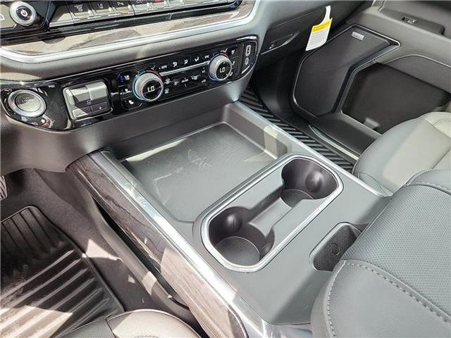 2025 Chevrolet Silverado 3500 HD LTZ - Photo 20