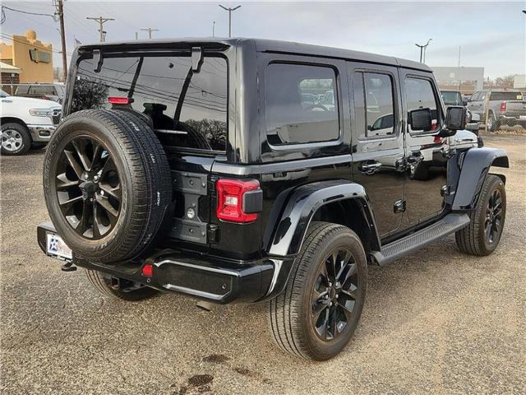 Used 2021 Jeep Wrangler Unlimited Sahara 4x4