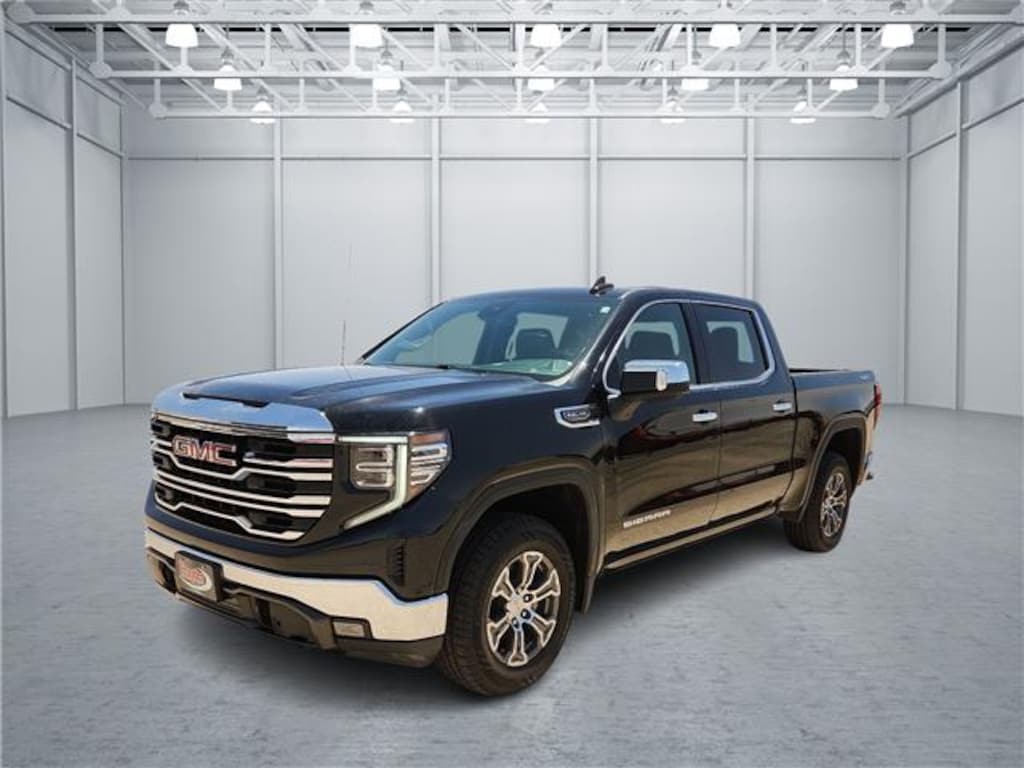 Used 2024 GMC Sierra 1500 SLT 4x4 Crew Cab 5.75 ft. box 147.4 in. WB