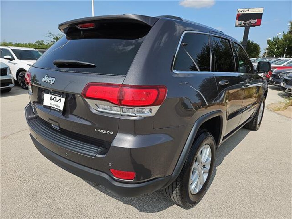 Used 2021 Jeep Grand Cherokee Laredo 4x4