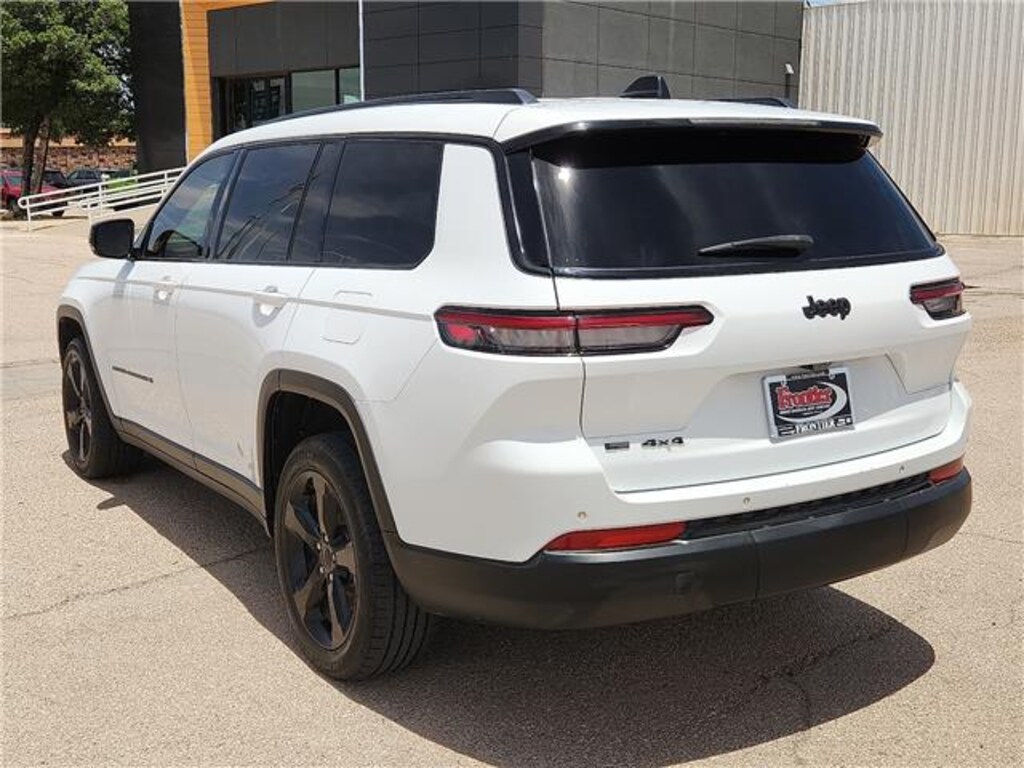Used 2023 Jeep Grand Cherokee L Altitude 4x4