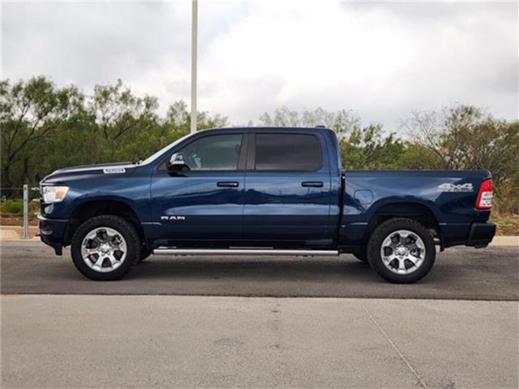Used 2020 RAM 1500 Big Horn/Lone Star 4x4 Crew Cab 144.5 in. WB