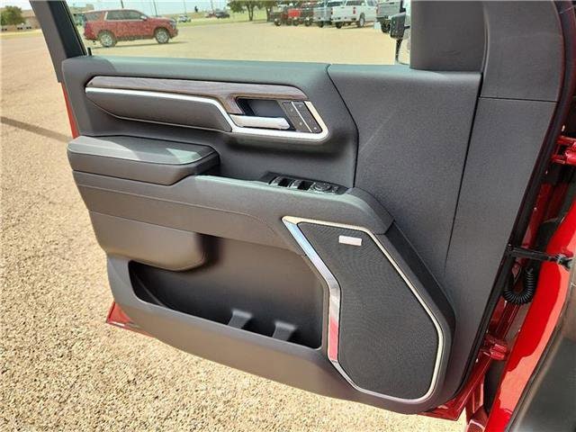 2025 Chevrolet Silverado 3500 HD LTZ - Photo 14