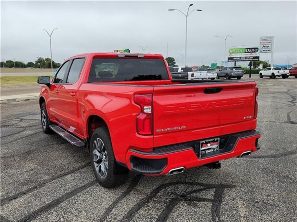 Used 2022 Chevrolet Silverado 1500 RST 4x4 Crew Cab 5.75 ft. box 147.4 in. WB