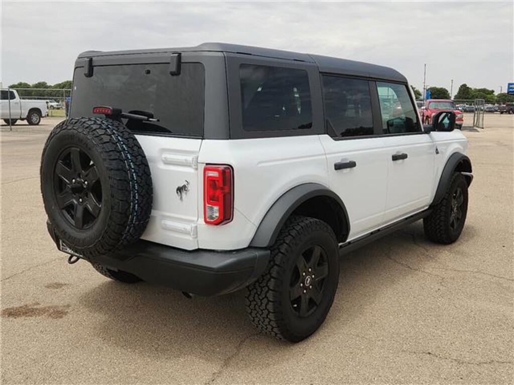 Used 2024 Ford Bronco Black Diamond 4x4