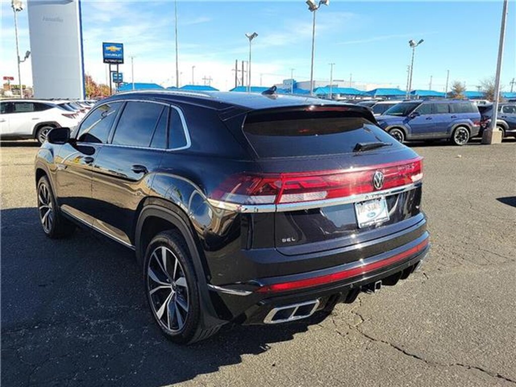 Used 2024 Volkswagen Atlas Cross Sport 2.0T SEL Premium R-Line All-Wheel Drive 4MOTION