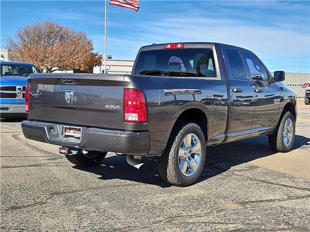 Used 2019 RAM 1500 Classic Express 4x4 Quad Cab 140 in. WB