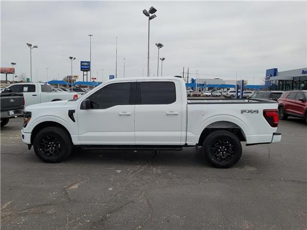 Used 2025 Ford F-150 XLT 4x4 SuperCrew Cab 5.5 ft. box 145 in. WB