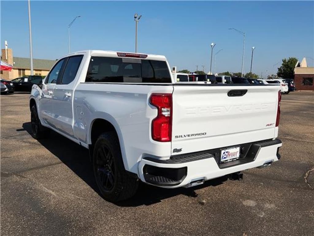 Used 2024 Chevrolet Silverado 1500 RST 4x4 Crew Cab 6.6 ft. box 157 in. WB