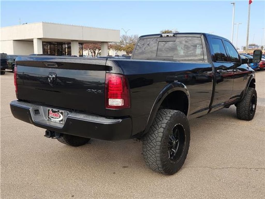 Used 2018 RAM 2500 Laramie 4x4 Crew Cab 8 ft. box 169 in. WB