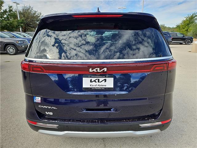 Used 2024 KIA Carnival LX Seat Package Passenger Van