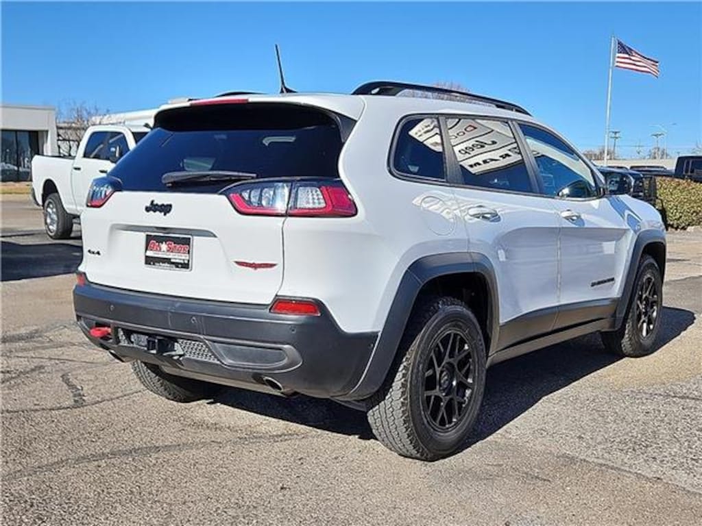 Used 2023 Jeep Cherokee Trailhawk 4x4