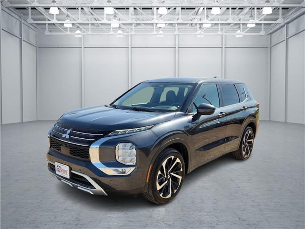 Used 2024 Mitsubishi Outlander
