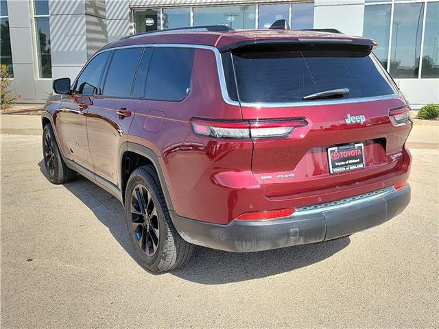 2021 Jeep Grand Cherokee Limited photo 2