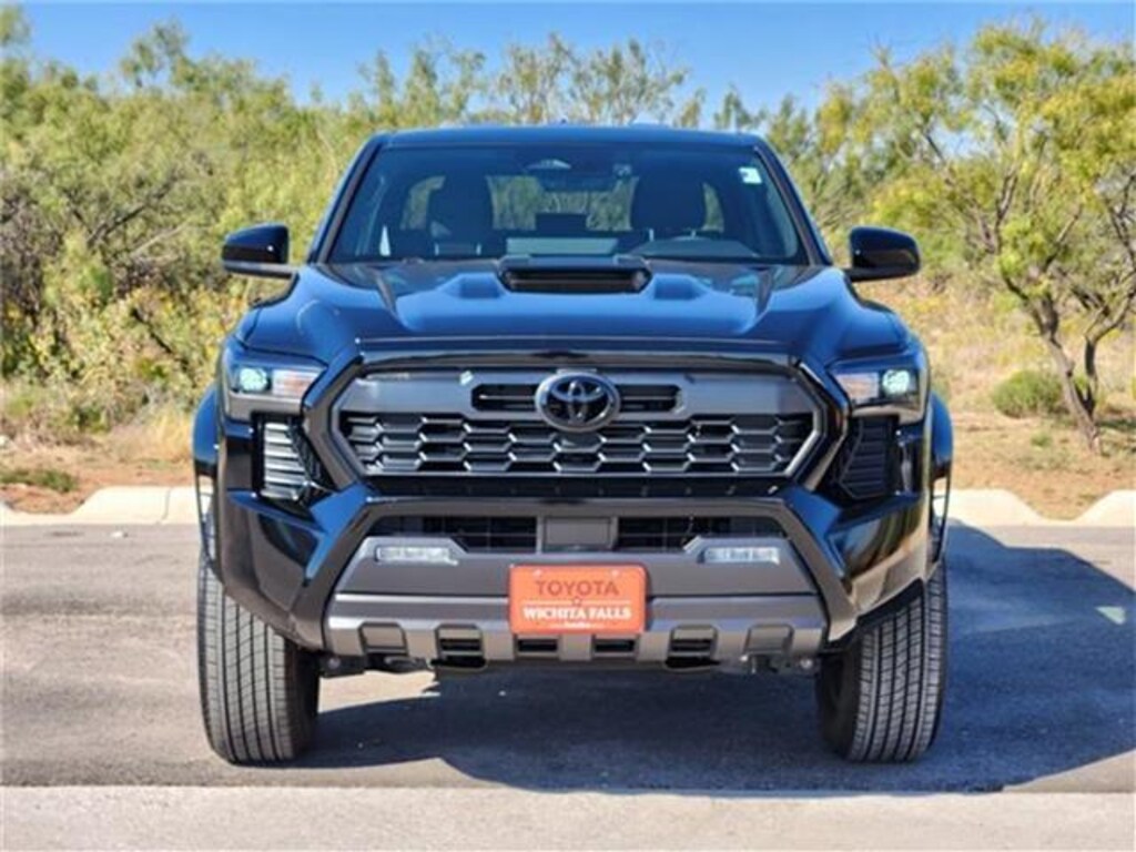 Used 2025 Toyota Tacoma TRD Sport 4x2 Double Cab 5 ft. box