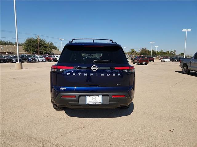 2024 Nissan Pathfinder SV photo 2