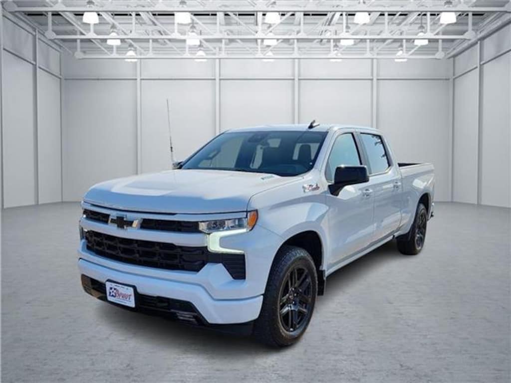 Used 2024 Chevrolet Silverado 1500 RST 4x4 Crew Cab 6.6 ft. box 157 in. WB