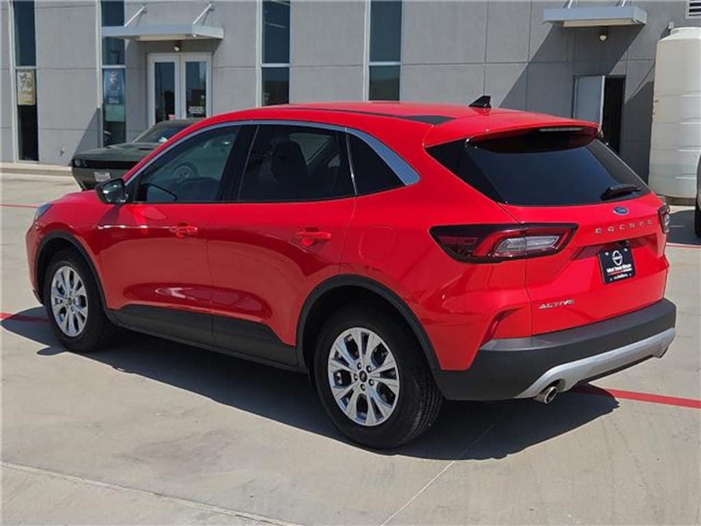 Used 2024 Ford Escape Active Front-Wheel Drive