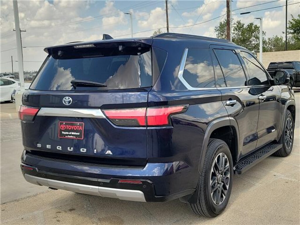 Used 2023 Toyota Sequoia Limited (A10) 4x4