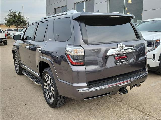 2017 Toyota 4Runner Limited photo 3