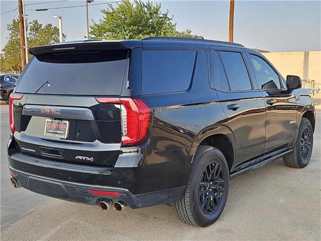Used 2022 GMC Yukon AT4 4x4
