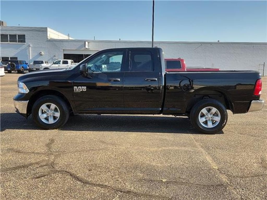 Used 2024 RAM 1500 Classic SLT 4x4 Quad Cab 6.3 ft. box 140 in. WB
