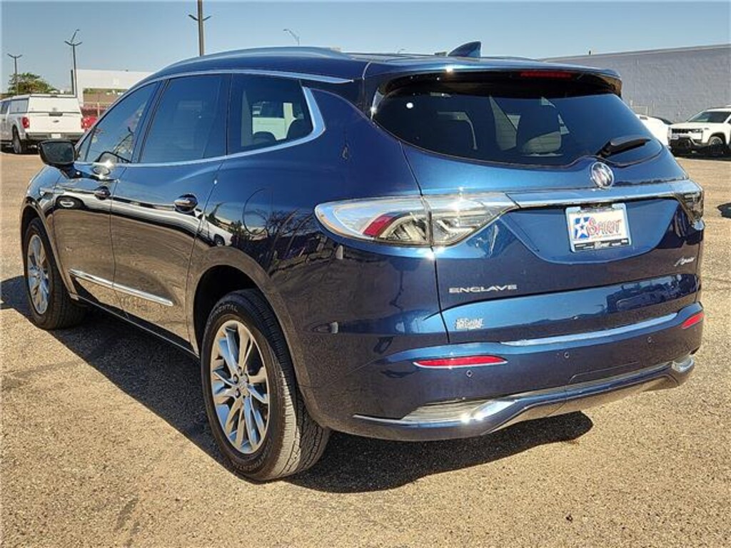 Used 2024 Buick Enclave Avenir Front-Wheel Drive
